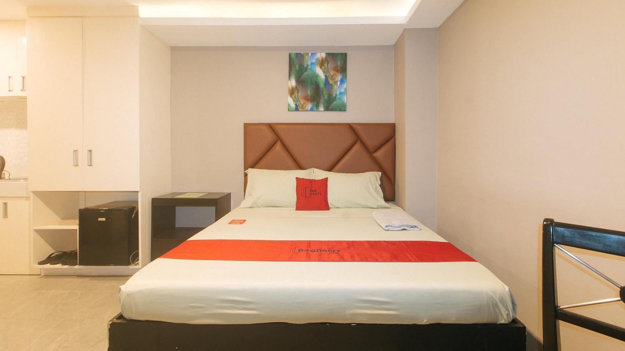 Reddoorz Plus At Seventy Five Inn Near Manila Airport Paranaque City 외부 사진