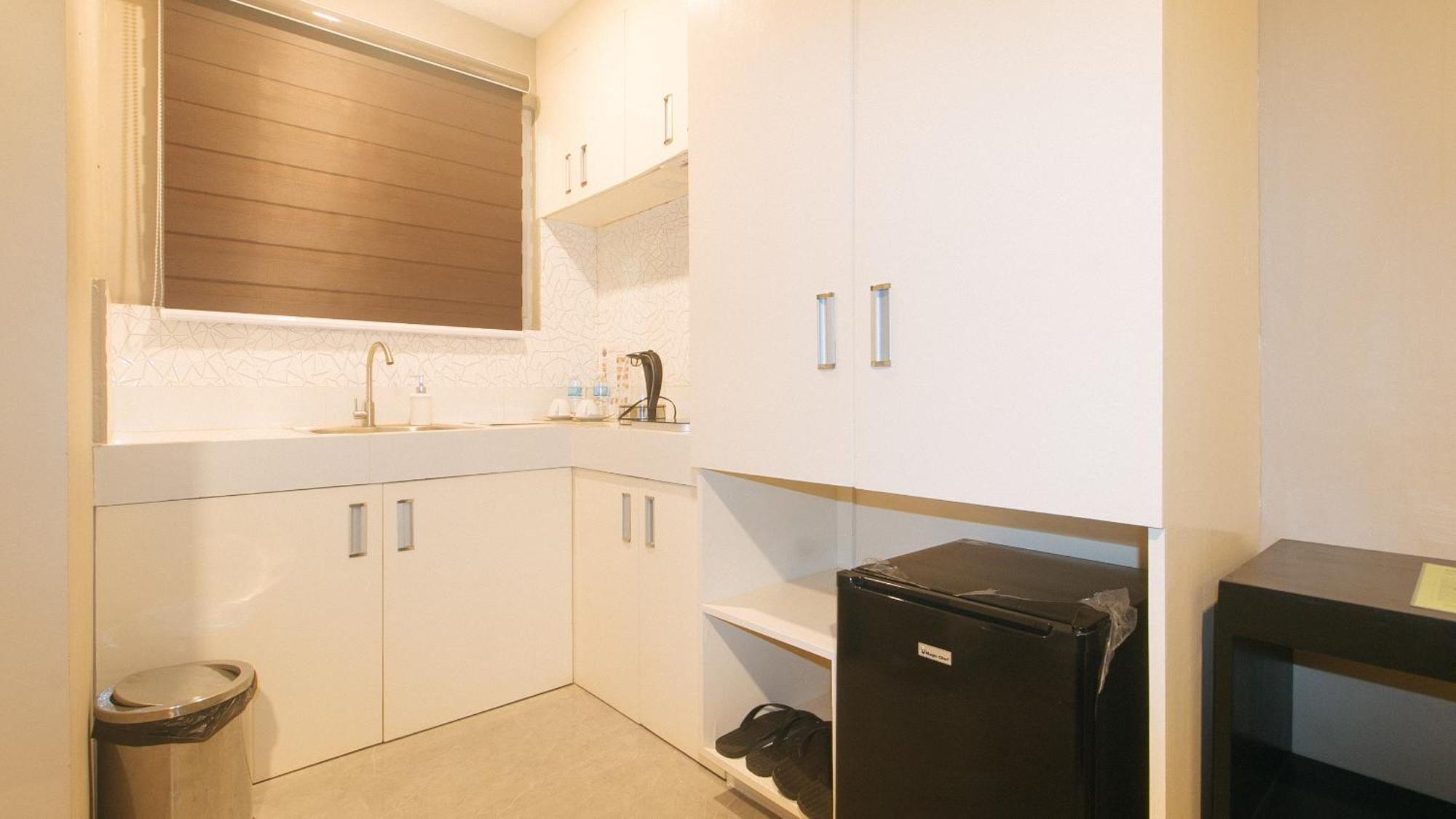 Reddoorz Plus At Seventy Five Inn Near Manila Airport Paranaque City 외부 사진