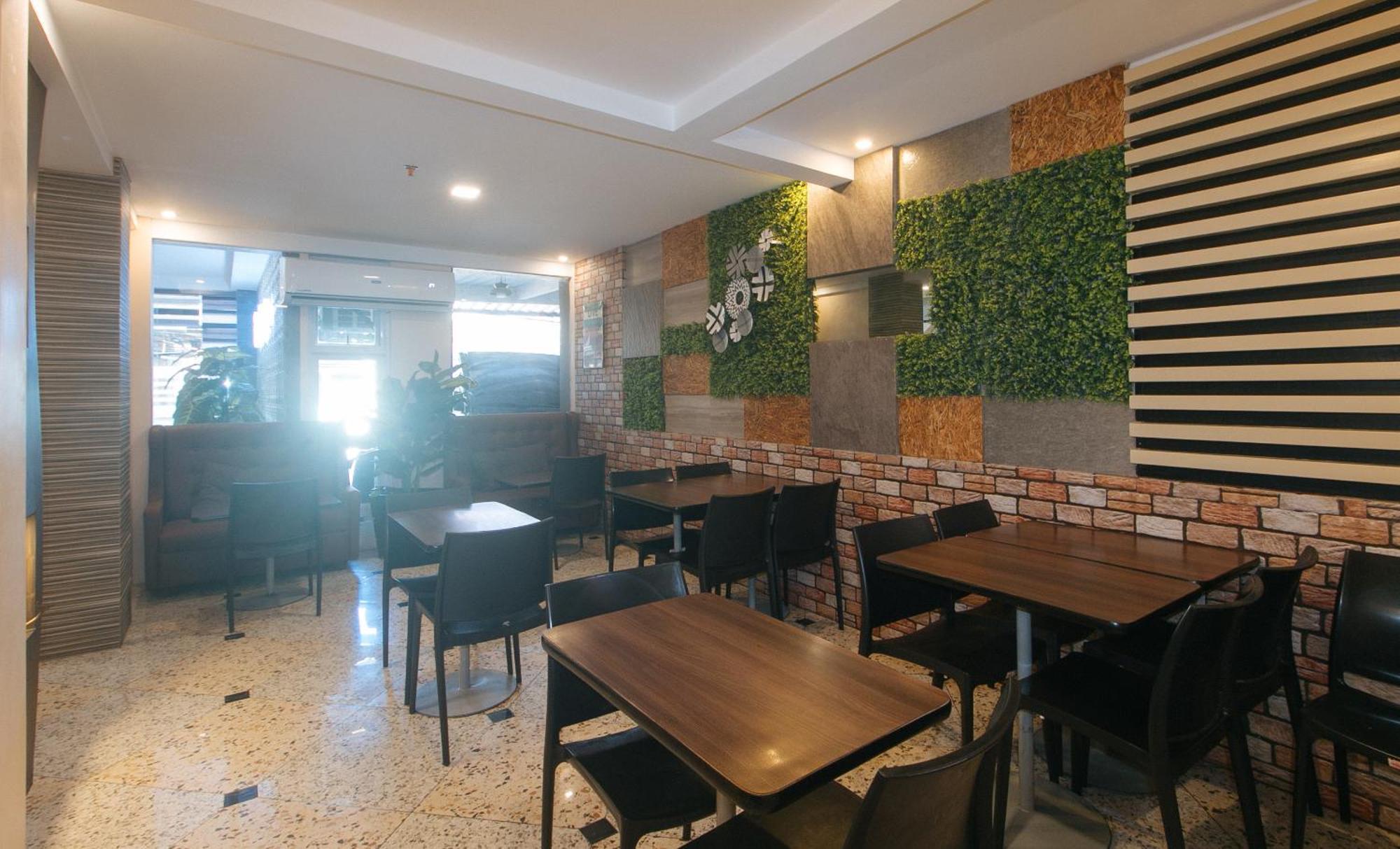 Reddoorz Plus At Seventy Five Inn Near Manila Airport Paranaque City 외부 사진