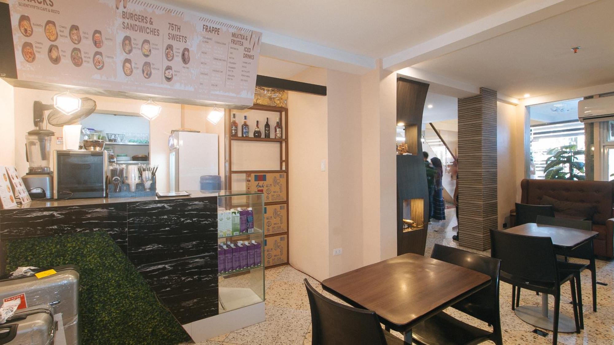 Reddoorz Plus At Seventy Five Inn Near Manila Airport Paranaque City 외부 사진