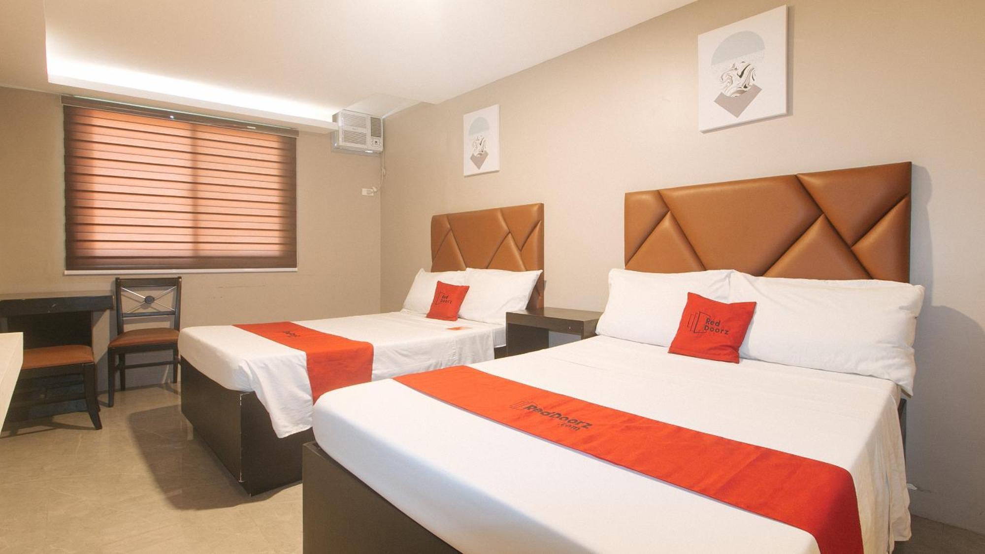Reddoorz Plus At Seventy Five Inn Near Manila Airport Paranaque City 외부 사진
